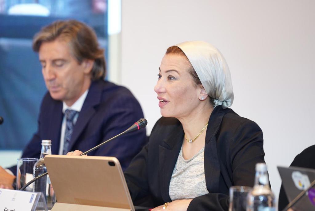 News img